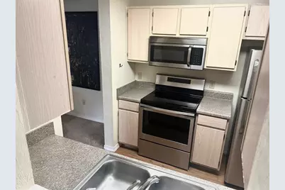 2360 SW Archer Road #915, Gainesville, FL 32608 - Photo 6