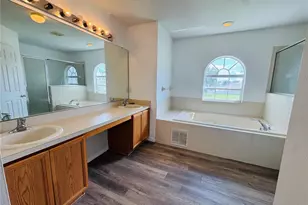 566 Eagle Ct, Poinciana, FL 34759 - Photo 14