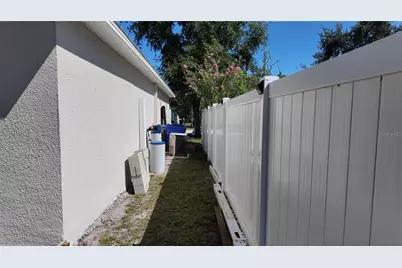 1801 Montague Drive, Saint Cloud, FL 34769 - Photo 4