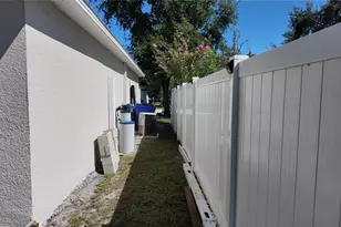 1801 Montague Dr, Saint Cloud, FL 34769 - Photo 4