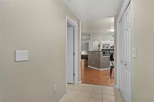 6663 Queens Borough Ave, Orlando, FL 32835 - Photo 2