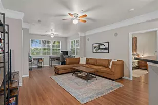 6663 Queens Borough Ave, Orlando, FL 32835 - Photo 8