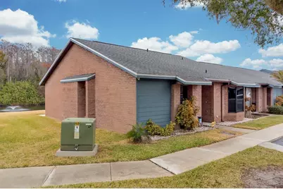 2432 King Oak Court, Saint Cloud, FL 34769 - Photo 2