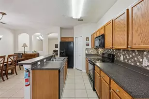 2820 Oakwater Dr, Kissimmee, FL 34747 - Photo 14