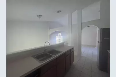 2422 Parsons Pond Circle, Kissimmee, FL 34743 - Photo 4