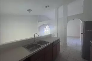 2422 Parsons Pond Cir, Kissimmee, FL 34743 - Photo 4