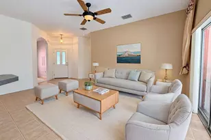 219 Knoll Wood Dr, Poinciana, FL 34759 - Photo 2