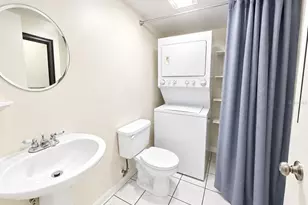 5263 Brook Ct, Orlando, FL 32811 - Photo 8