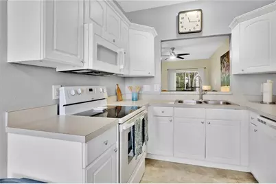 8825 Coral Palms Court #B, Kissimmee, FL 34747 - Photo 8