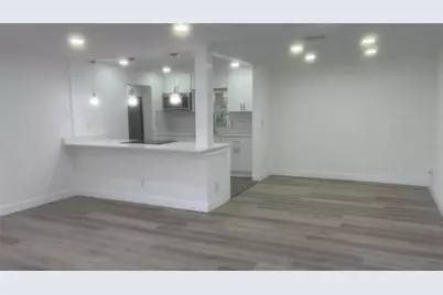 113 W Division Street, Winter Garden, FL 34787 - Photo 2