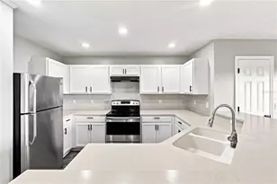 2591 Aventurine St, Kissimmee, FL 34744 - Photo 12