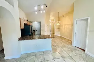 4647 Eagle Peak Dr, Kissimmee, FL 34746 - Photo 4