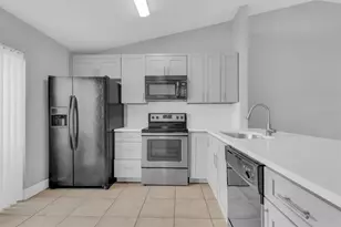 907 Park Villa Cir, Orlando, FL 32824 - Photo 8