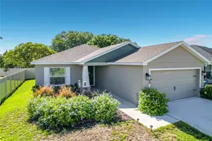 609 Ambleside Dr, Haines City, FL 33844 - Photo 2