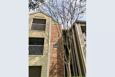 5028 Park Central Drive #2127, Orlando, FL 32839 - Photo 2