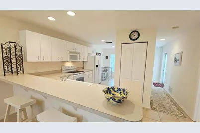 8100 Memory Lane #207, Rotonda West, FL 33947 - Photo 8