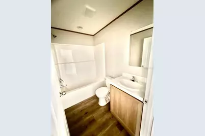 102 Livingston Court, Satsuma, FL 32189 - Photo 20