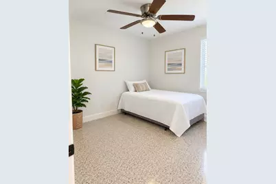 944 Hibiscus Avenue, Holly Hill, FL 32117 - Photo 12