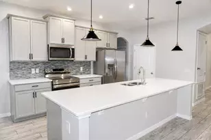 5563 Sabal Dr, Saint Cloud, FL 34771 - Photo 4
