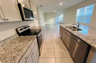 2642 Angel Falls Dr, Davenport, FL 33837 - Photo 8