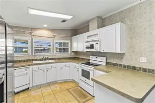 9790 66th Street N, Pinellas Park, FL 33782 - Photo 10