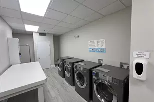 8303 Palm Pkwy, Orlando, FL 32836 - Photo 12