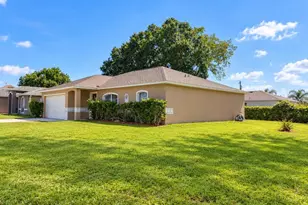 625 Llama Dr, Poinciana, FL 34759 - Photo 2