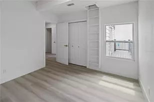 3232 W Oakellar Ave, Tampa, FL 33611 - Photo 20