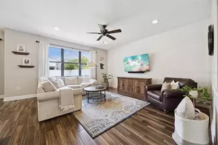 5129 Sorrento Blvd W, Saint Cloud, FL 34771 - Photo 8