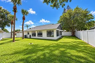 3412 Pinebrook Ct, Orlando, FL 32822 - Photo 4
