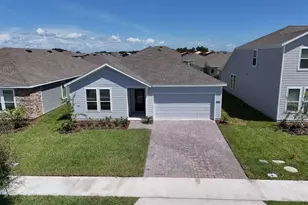 5126 Flaxleaf St, Saint Cloud, FL 34772 - Photo 2