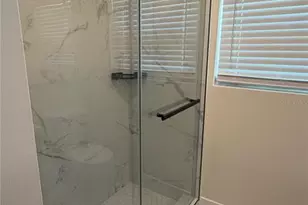 270 W Pineloch Ave, Orlando, FL 32806 - Photo 8