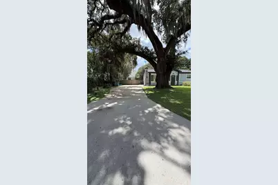 270 W Pineloch Ave, Orlando, FL 32806 - Photo 2
