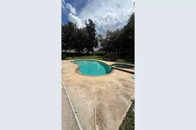 270 W Pineloch Ave, Orlando, FL 32806 - Photo 12