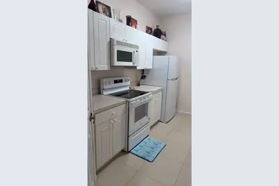 8102 Princess Palm Lane #303, Kissimmee, FL 34747 - Photo 6