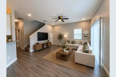 2753 Sycamore Street, Winter Haven, FL 33881 - Photo 2