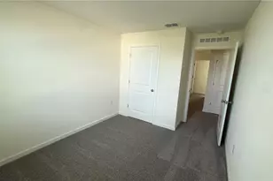 725 Preston Cv Dr, Saint Cloud, FL 34771 - Photo 22