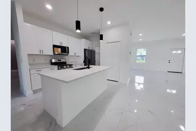 1098 Hammacher Avenue SW, Palm Bay, FL 32908 - Photo 8