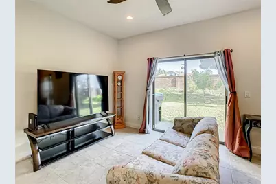 8735 Isla Bella Drive, Orlando, FL 32818 - Photo 4