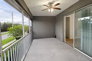 2086 Kings Palace Dr, Riverview, FL 33578 - Photo 14