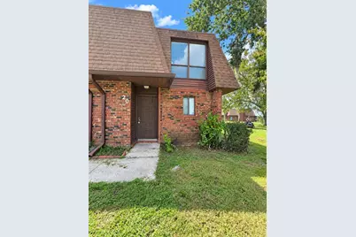 1836 N Crystal Lake Drive #20, Lakeland, FL 33801 - Photo 1