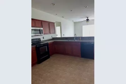 520 Highland Meadows Avenue, Davenport, FL 33837 - Photo 12