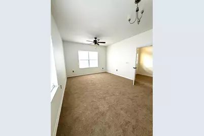 520 Highland Meadows Avenue, Davenport, FL 33837 - Photo 10