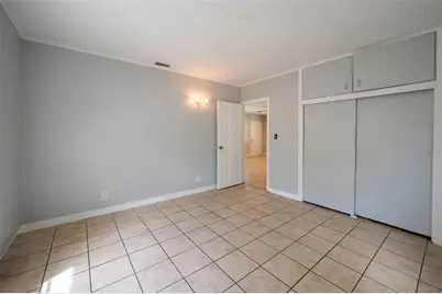 5136 Studio Drive, Zephyrhills, FL 33542 - Photo 14