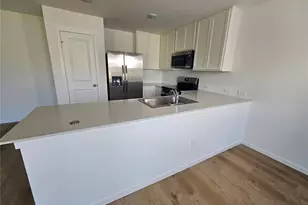 506 Oakcreek, Davenport, FL 33837 - Photo 10