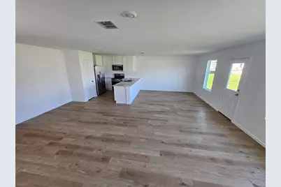 506 Oakcreek, Davenport, FL 33837 - Photo 12