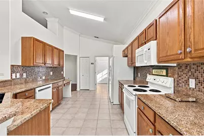 409 Royal Palm Dr, Davenport, FL 33837 - Photo 26