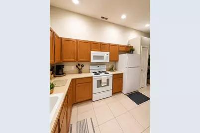 2555 Oneida Loop, Kissimmee, FL 34747 - Photo 2