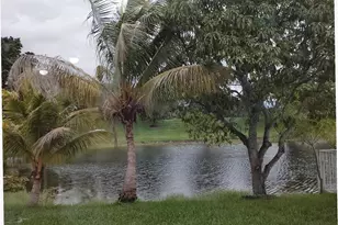 1785 NW 162nd Ave, Pembroke Pines, FL 33028 - Photo 8