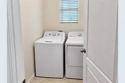 2746 Reddish Egret Bend, Saint Cloud, FL 34773 - Photo 4
